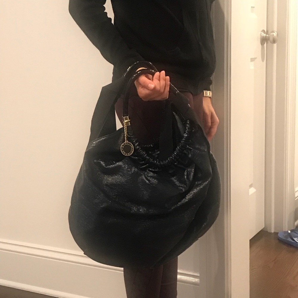 Gorgeous, authentic m Stella McCartney navy hobo!